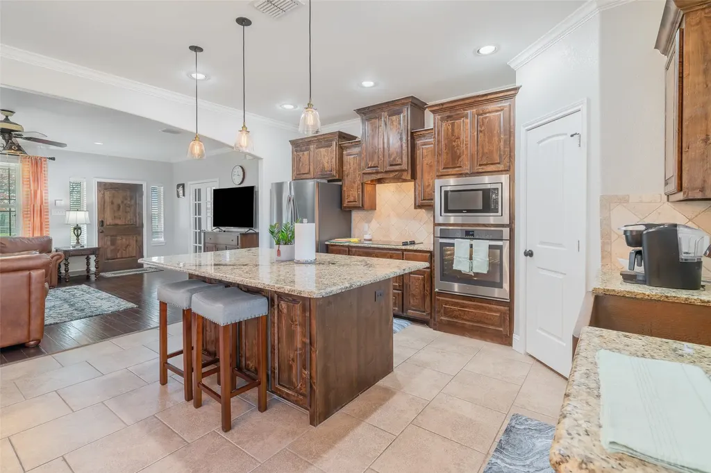 2621 Fm 1827 Mckinney TX 75071