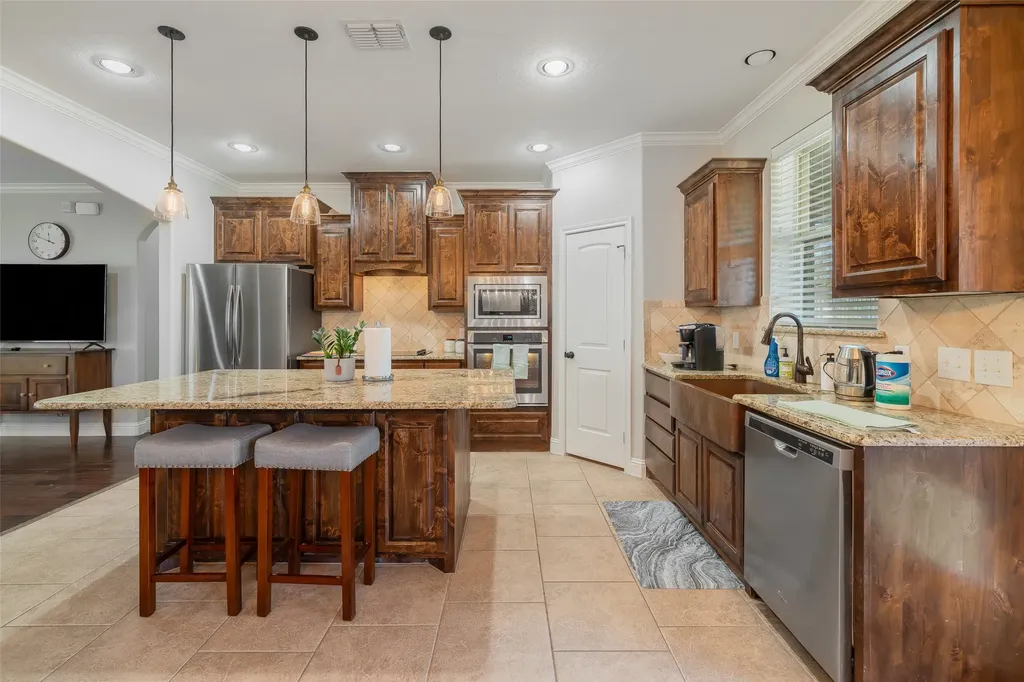 2621 Fm 1827 Mckinney TX 75071