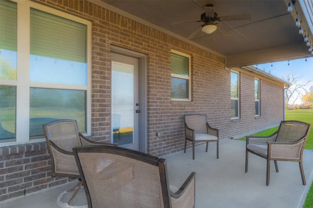 2621 Fm 1827 Mckinney TX 75071