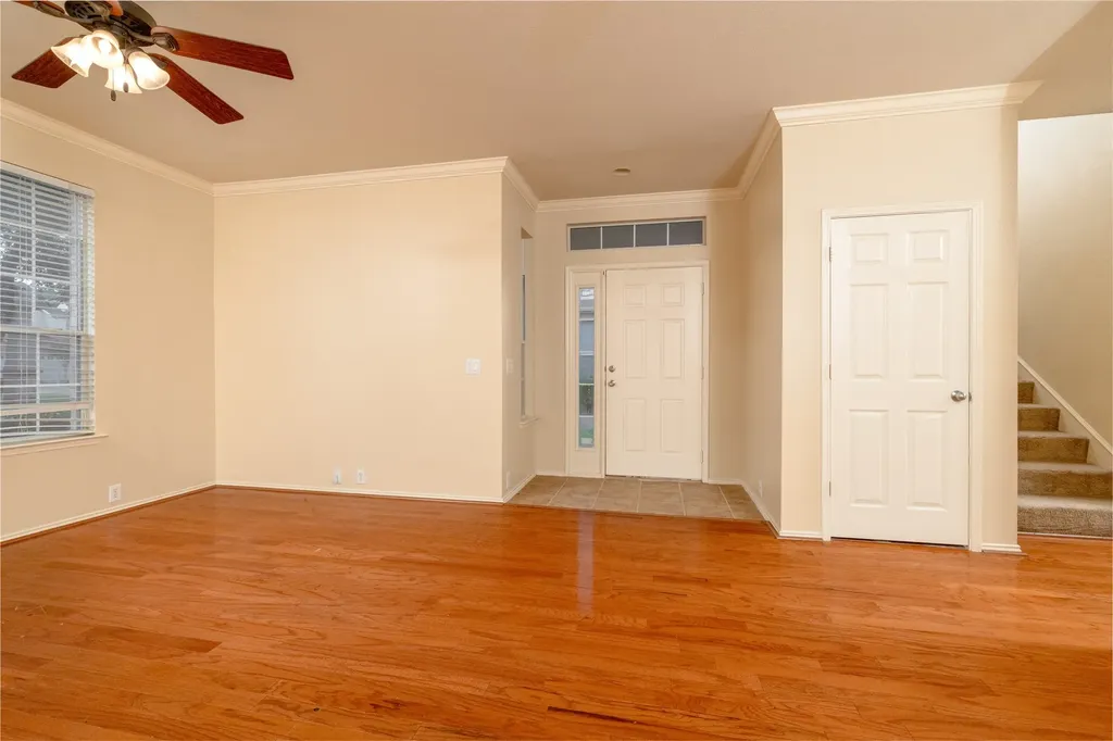 2722 Hyde Park Drive Grand Prairie TX 75050