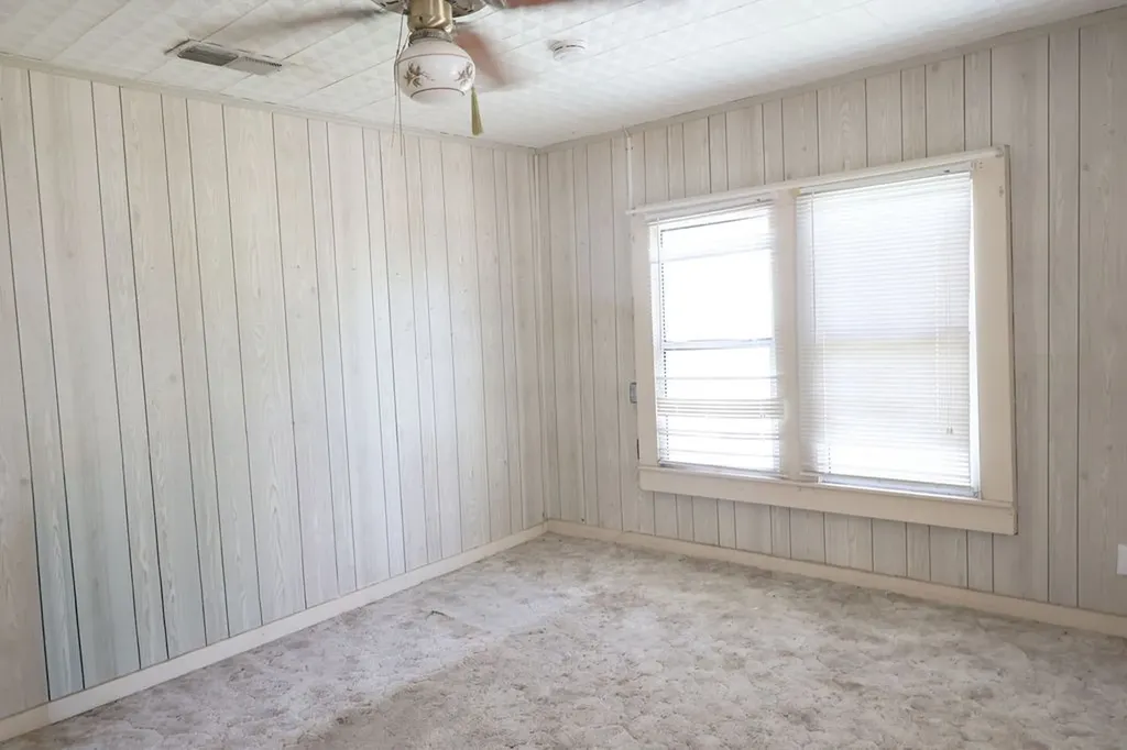 801 E Walcott Avenue Comanche TX 76442