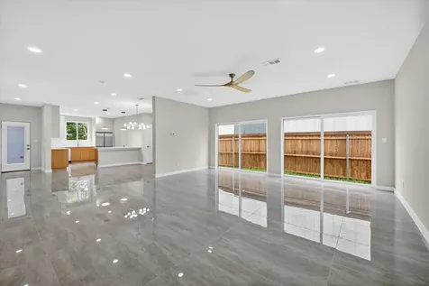119 Rolston Road Irving TX 75060