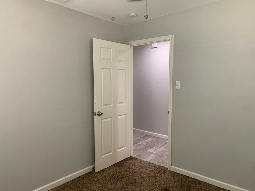 1107 Oxford Street River Oaks TX 76114