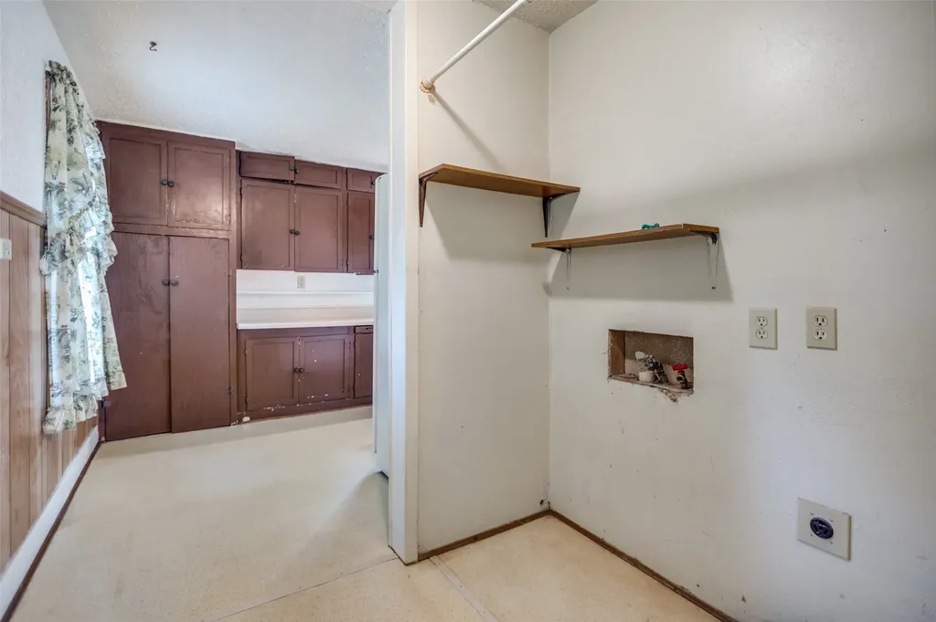 707 Cannon Drive Euless TX 76040