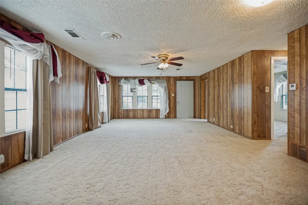 707 Cannon Drive Euless TX 76040