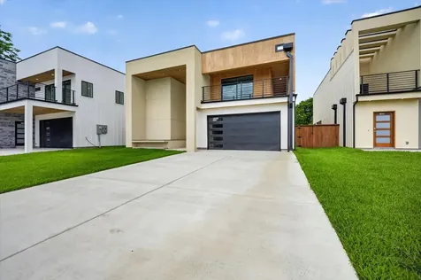 115 Rolston Road Irving TX 75060