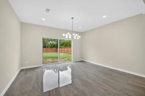 115 Rolston Road Irving TX 75060