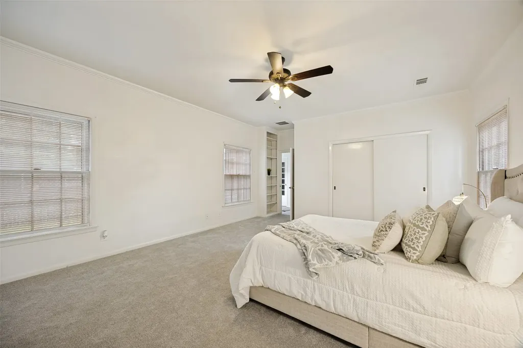 416 S 11th Street Garland TX 75040