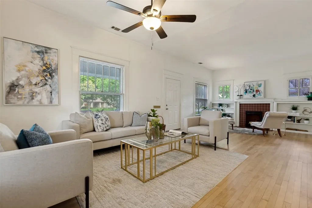 416 S 11th Street Garland TX 75040