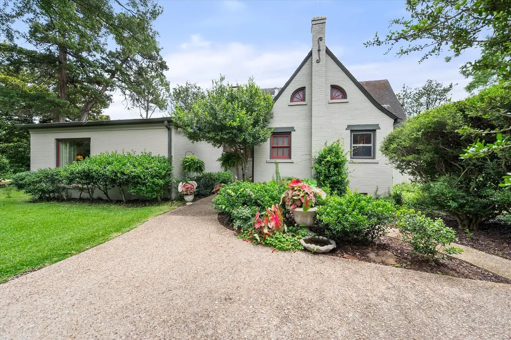 1208 Mills Place Corsicana TX 75110