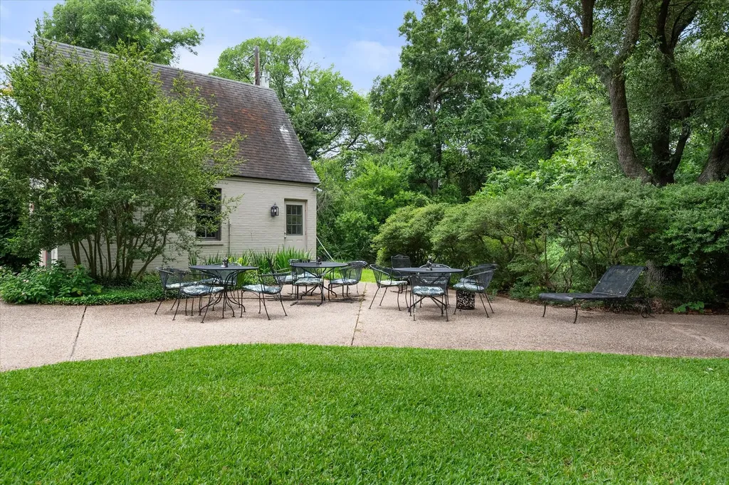 1208 Mills Place Corsicana TX 75110