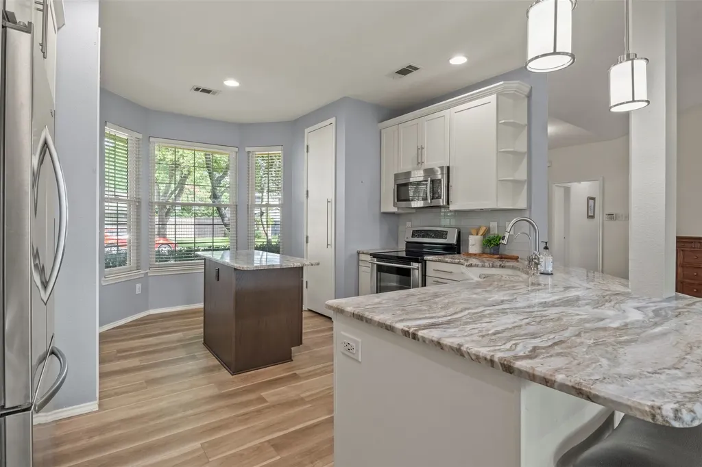 6105 Shattuck Drive Garland TX 75044