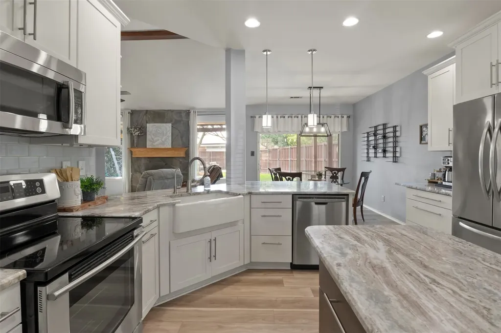 6105 Shattuck Drive Garland TX 75044