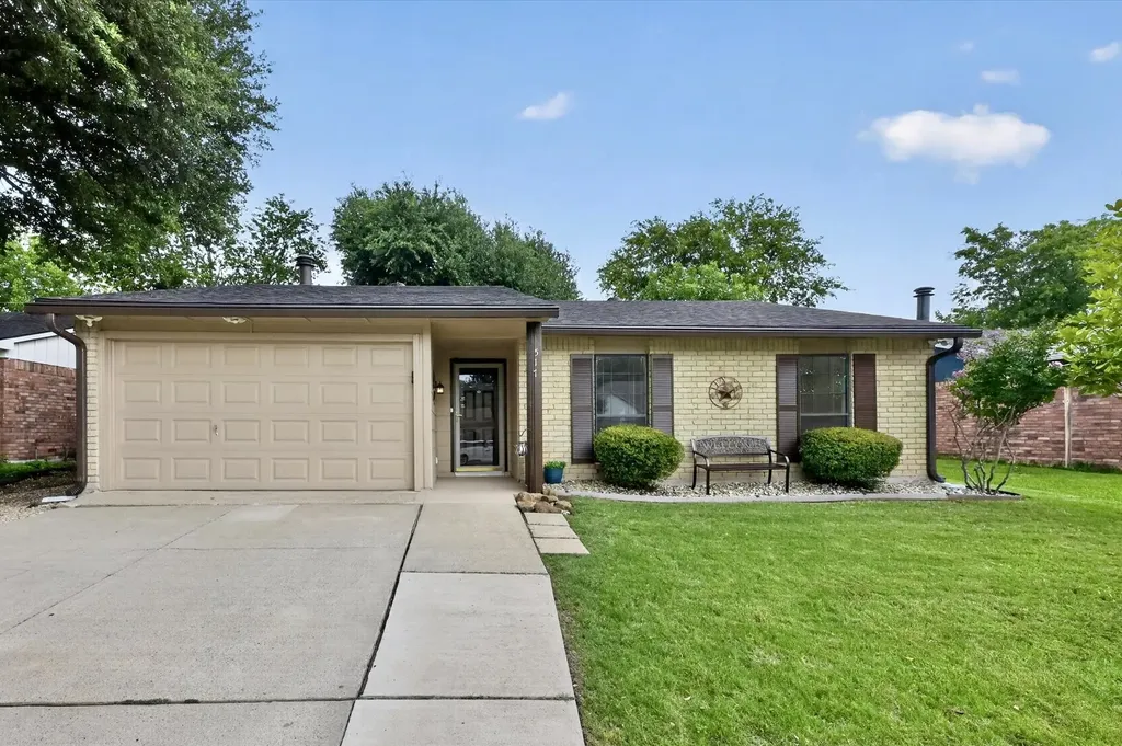 517 Ridgemont Drive Allen TX 75002