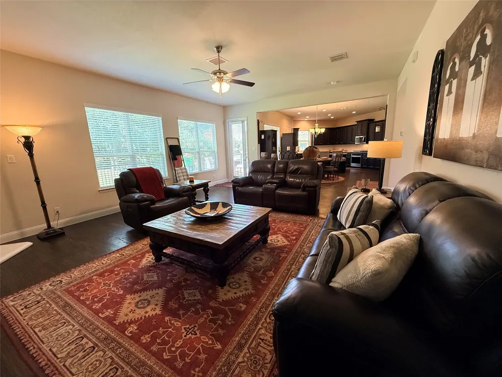7310 Venice Drive Grand Prairie TX 75054