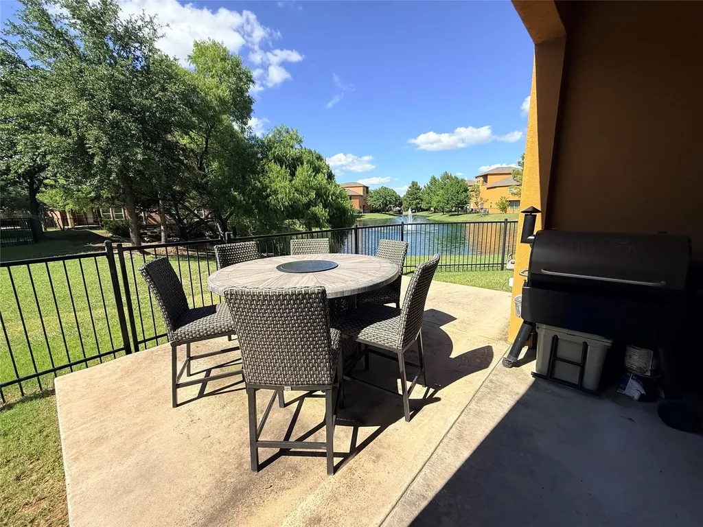 7310 Venice Drive Grand Prairie TX 75054