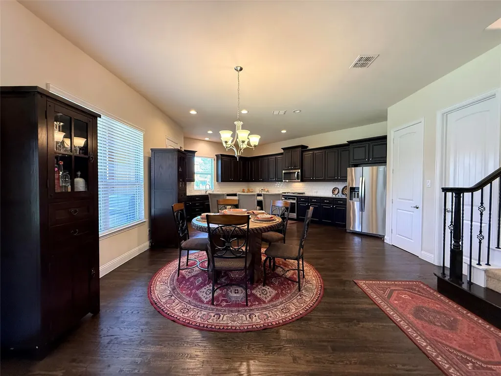 7310 Venice Drive Grand Prairie TX 75054