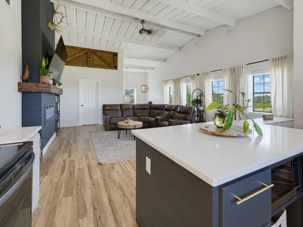 129 Coyote Cave Lane Alvord TX 76225