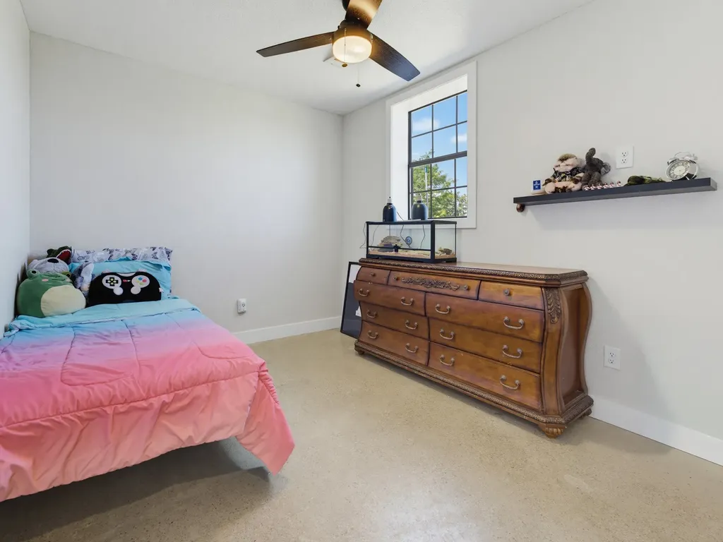 129 Coyote Cave Lane Alvord TX 76225