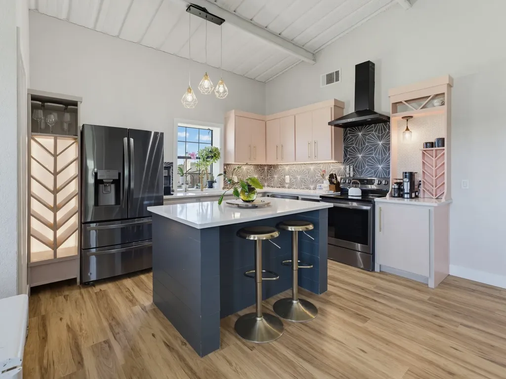 129 Coyote Cave Lane Alvord TX 76225