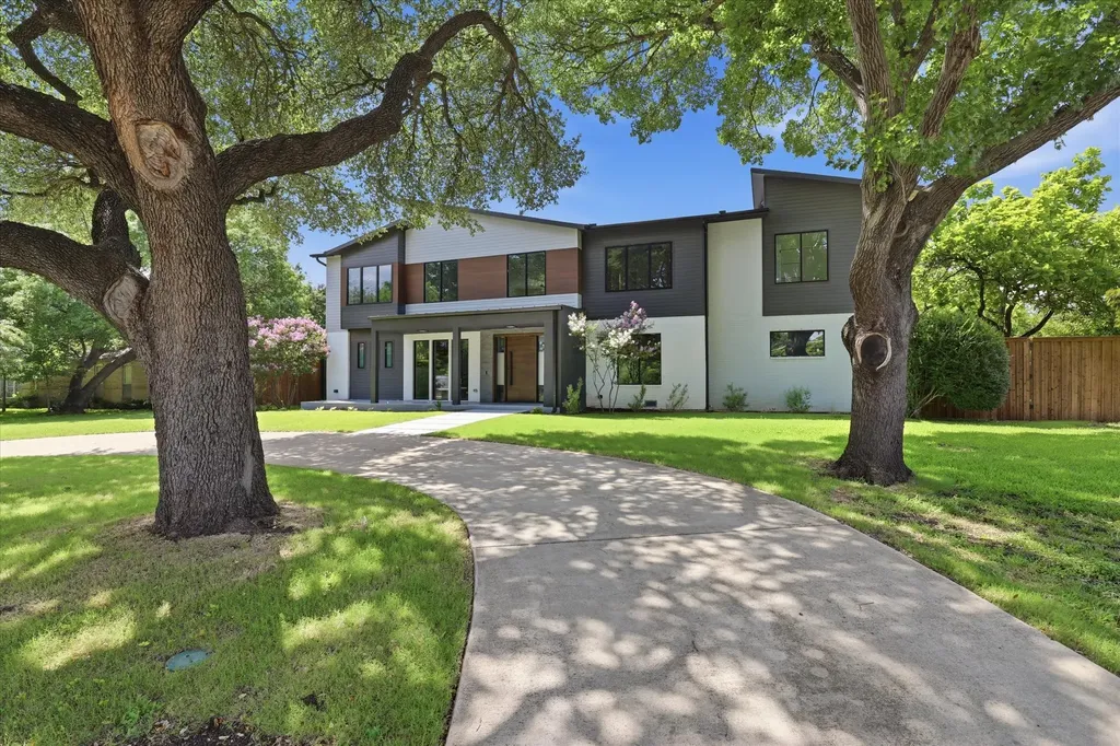 13693 Peyton Drive Dallas TX 75240