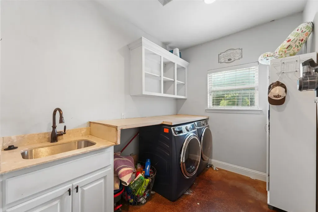 4844 Red Oak Drive Union Valley TX 75189