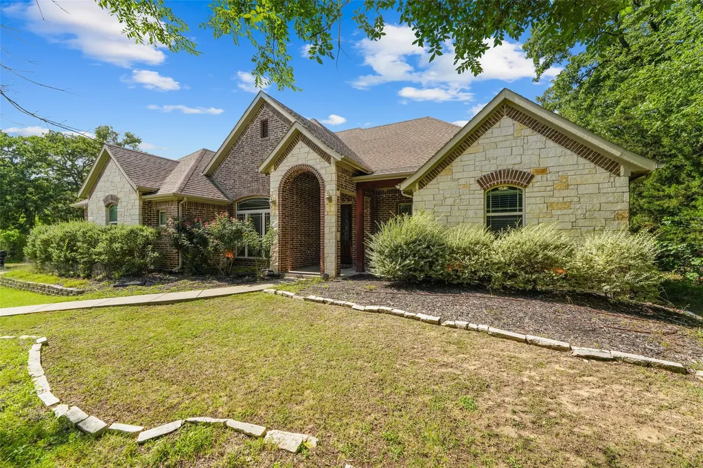 4844 Red Oak Drive Union Valley TX 75189