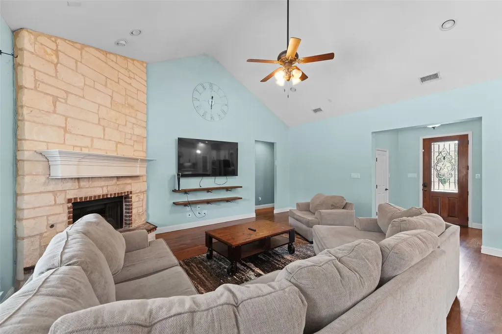 4844 Red Oak Drive Union Valley TX 75189