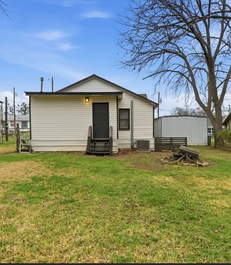 320 N Park Street Dublin TX 76446