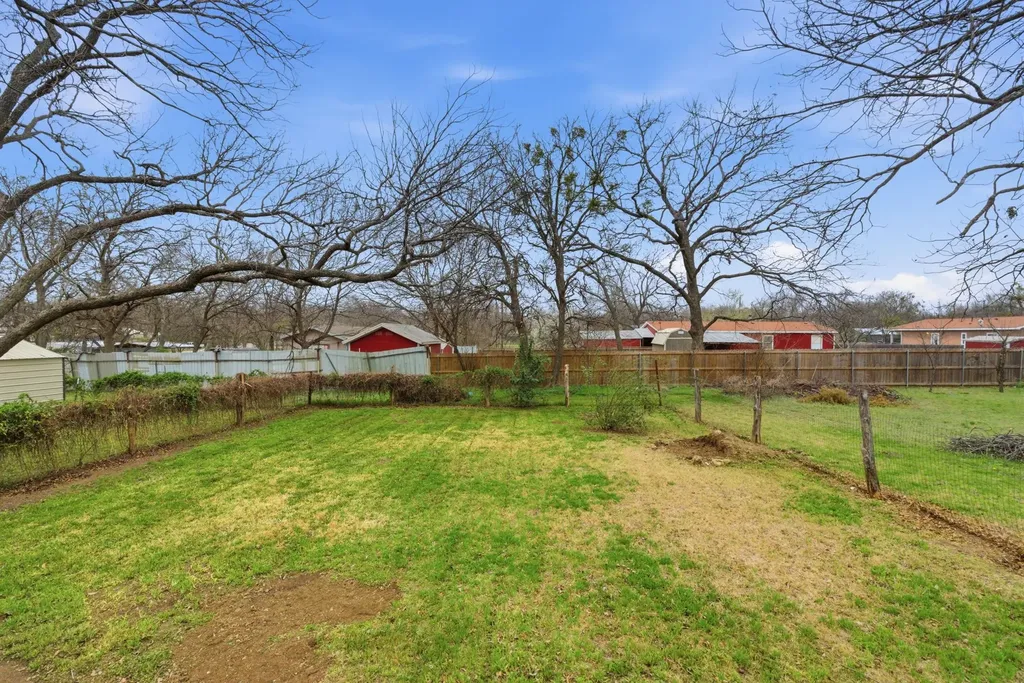 320 N Park Street Dublin TX 76446
