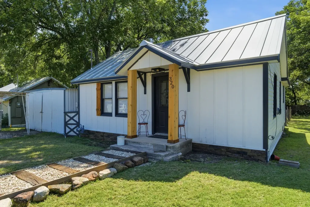 320 N Park Street Dublin TX 76446