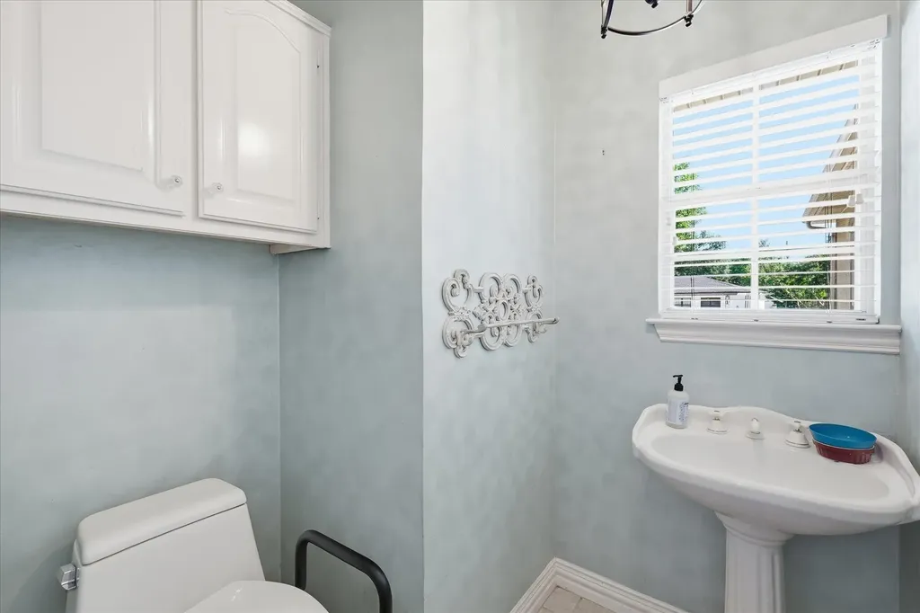 103 Woodland Drive Highland Village TX 75077