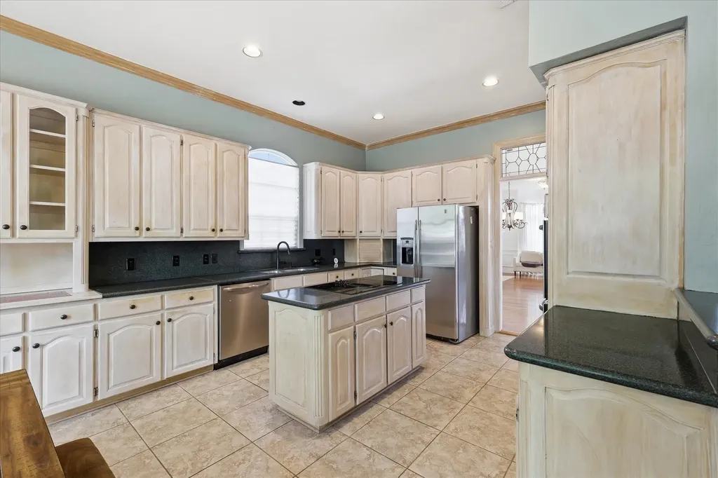 103 Woodland Drive Highland Village TX 75077