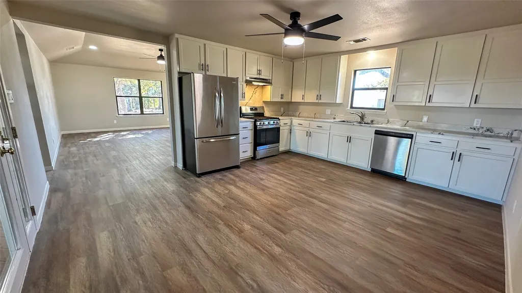 2417 Fm 569 Highway Cisco TX 76437