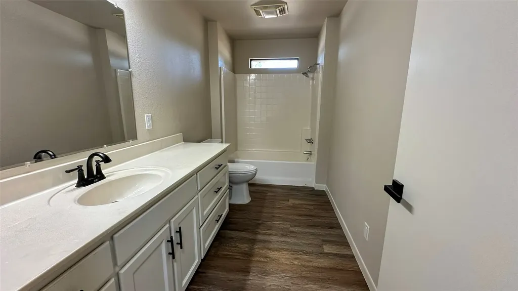 2417 Fm 569 Highway Cisco TX 76437