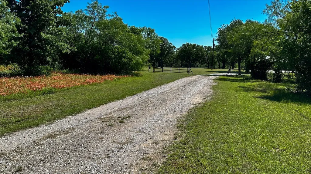 2417 Fm 569 Highway Cisco TX 76437