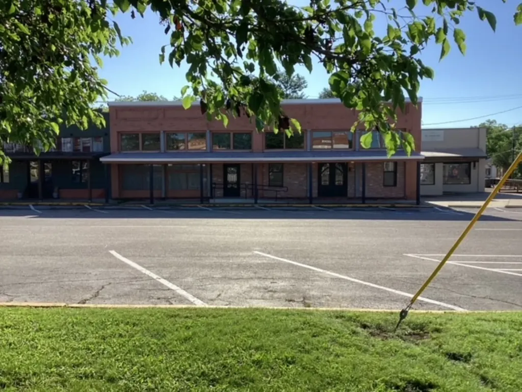 189 Broadway Alba TX 75410