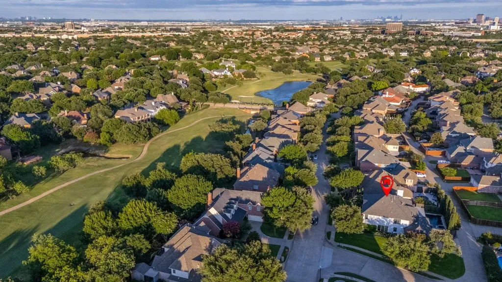 2231 Clearspring Drive N Irving TX 75063