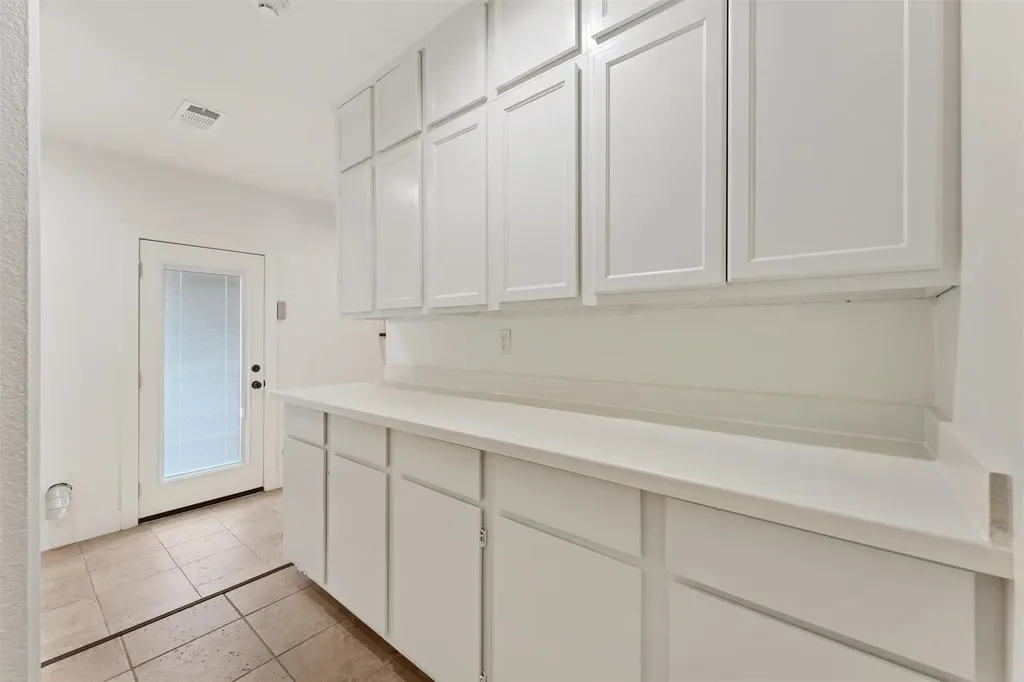 3542 Jubilee Trail Dallas TX 75229