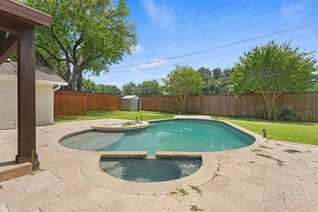 3542 Jubilee Trail Dallas TX 75229