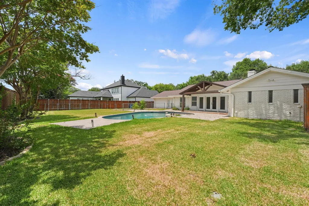 3542 Jubilee Trail Dallas TX 75229