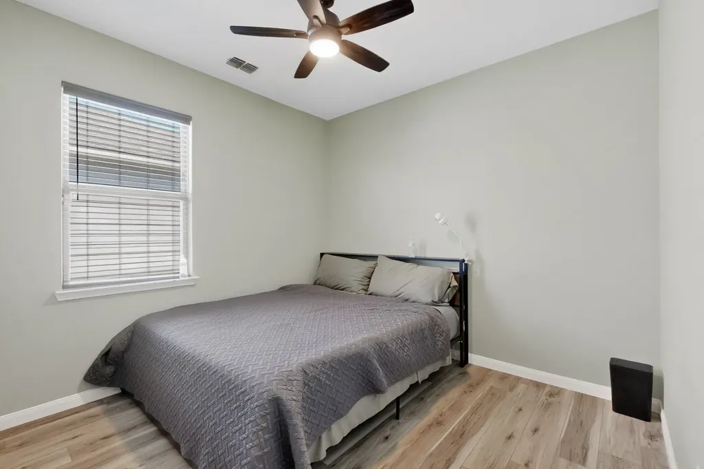 1423 Barrel Drive Dallas TX 75253