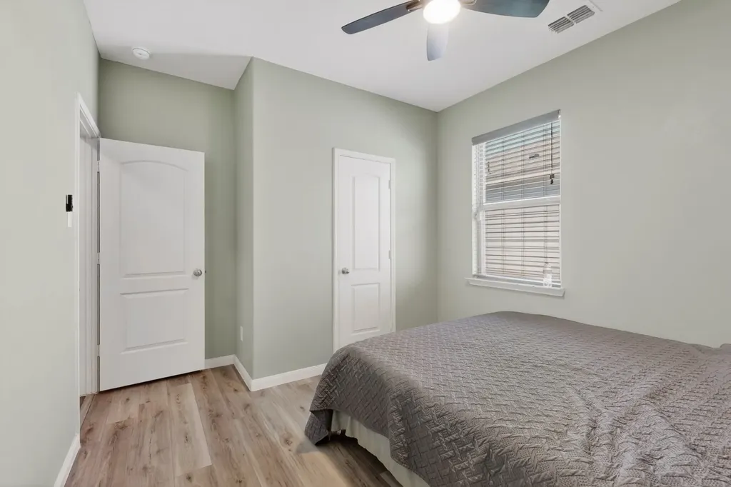1423 Barrel Drive Dallas TX 75253