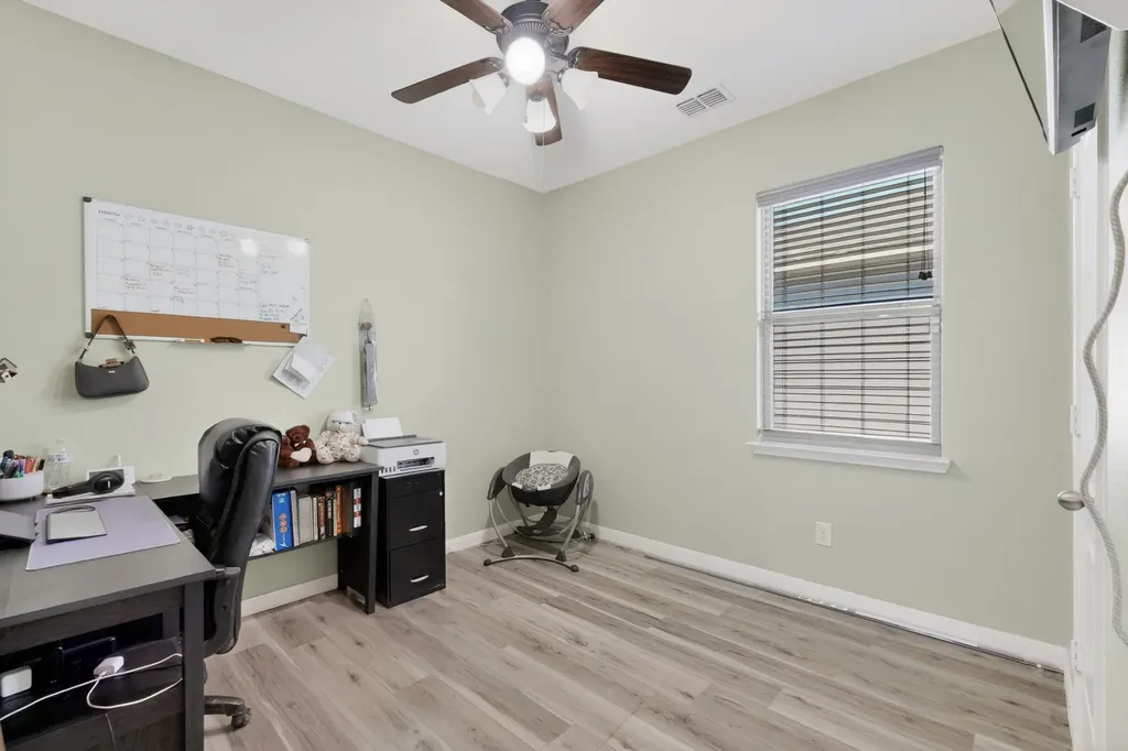 1423 Barrel Drive Dallas TX 75253