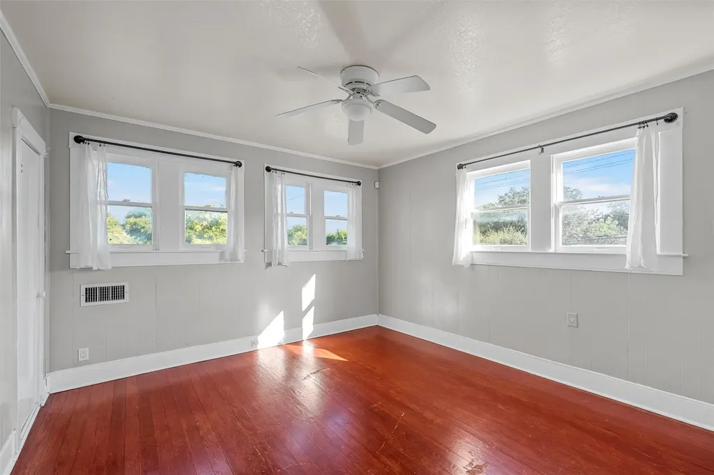 2627 Fort Avenue Waco TX 76707