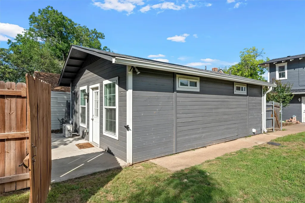 2627 Fort Avenue Waco TX 76707