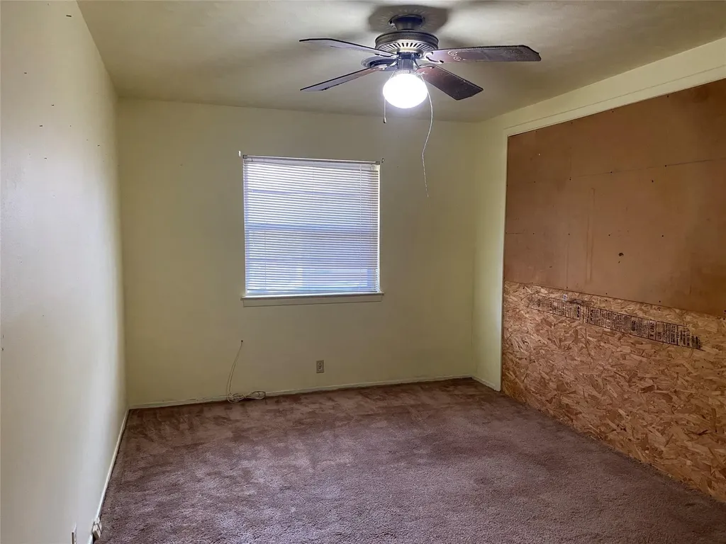 2110 Navajo Street Denton TX 76209