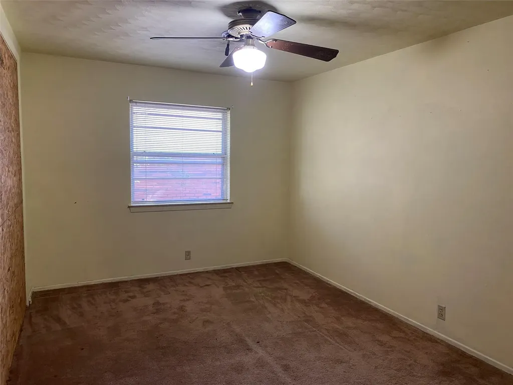 2110 Navajo Street Denton TX 76209