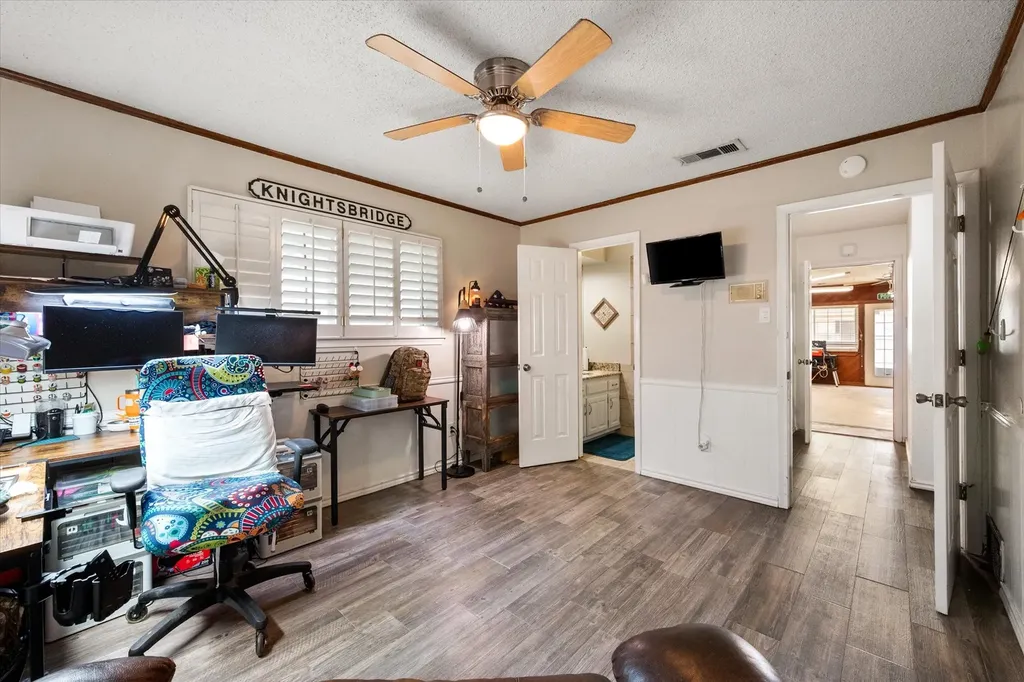 1307 S Westador Drive Arlington TX 76015