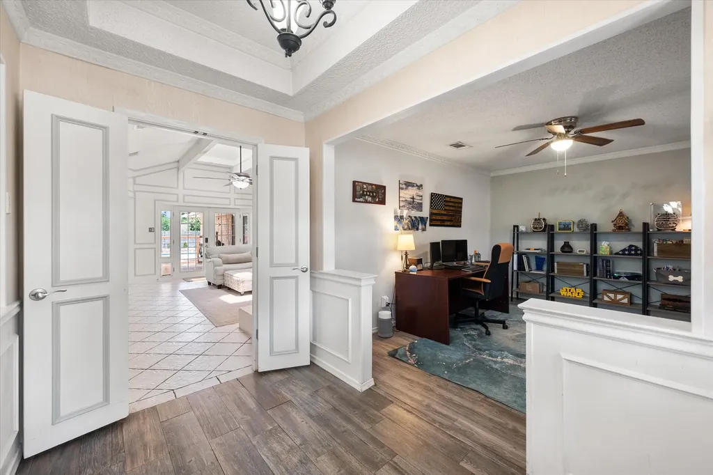 1307 S Westador Drive Arlington TX 76015